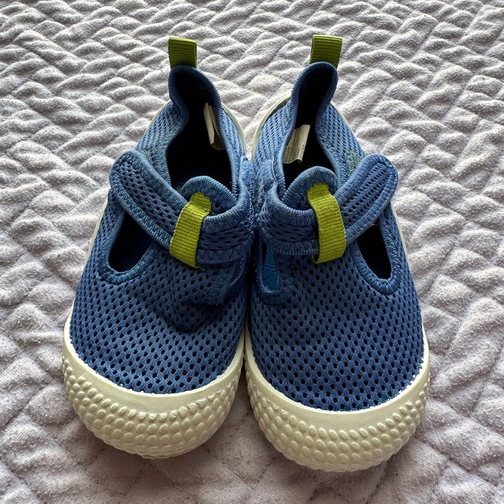 Kids Blue and Green Water Shoe